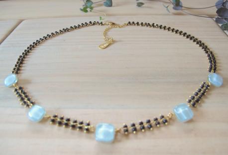collier-margaux-or-blanc