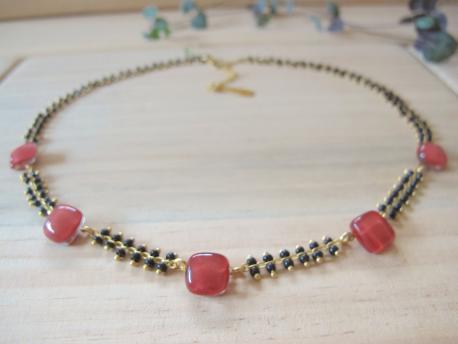 collier-margaux-or-rouge-terracota